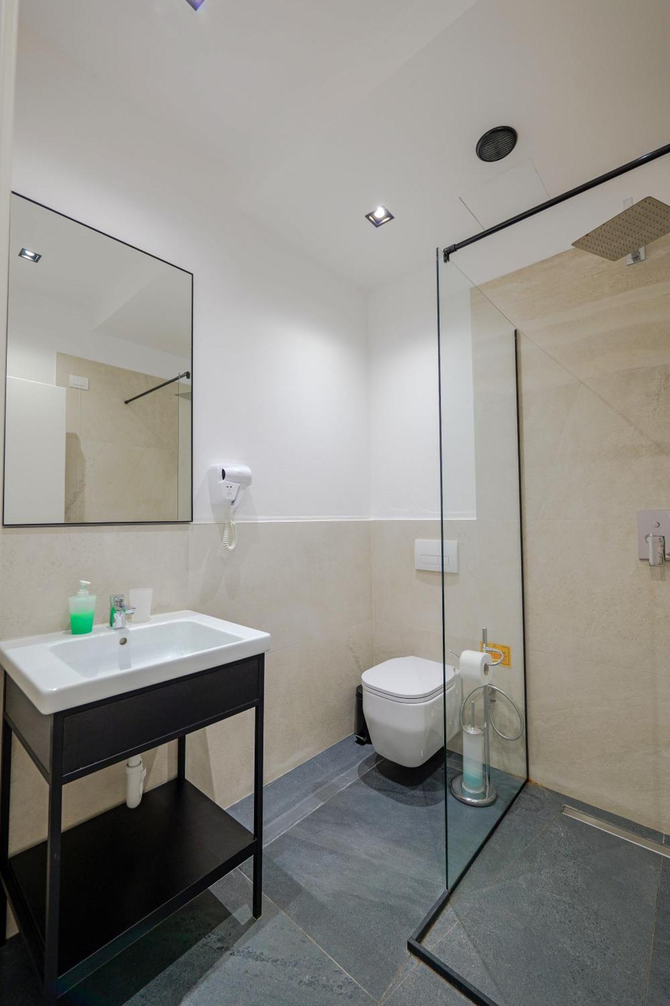 Hotel Central Vlorë 外观 照片