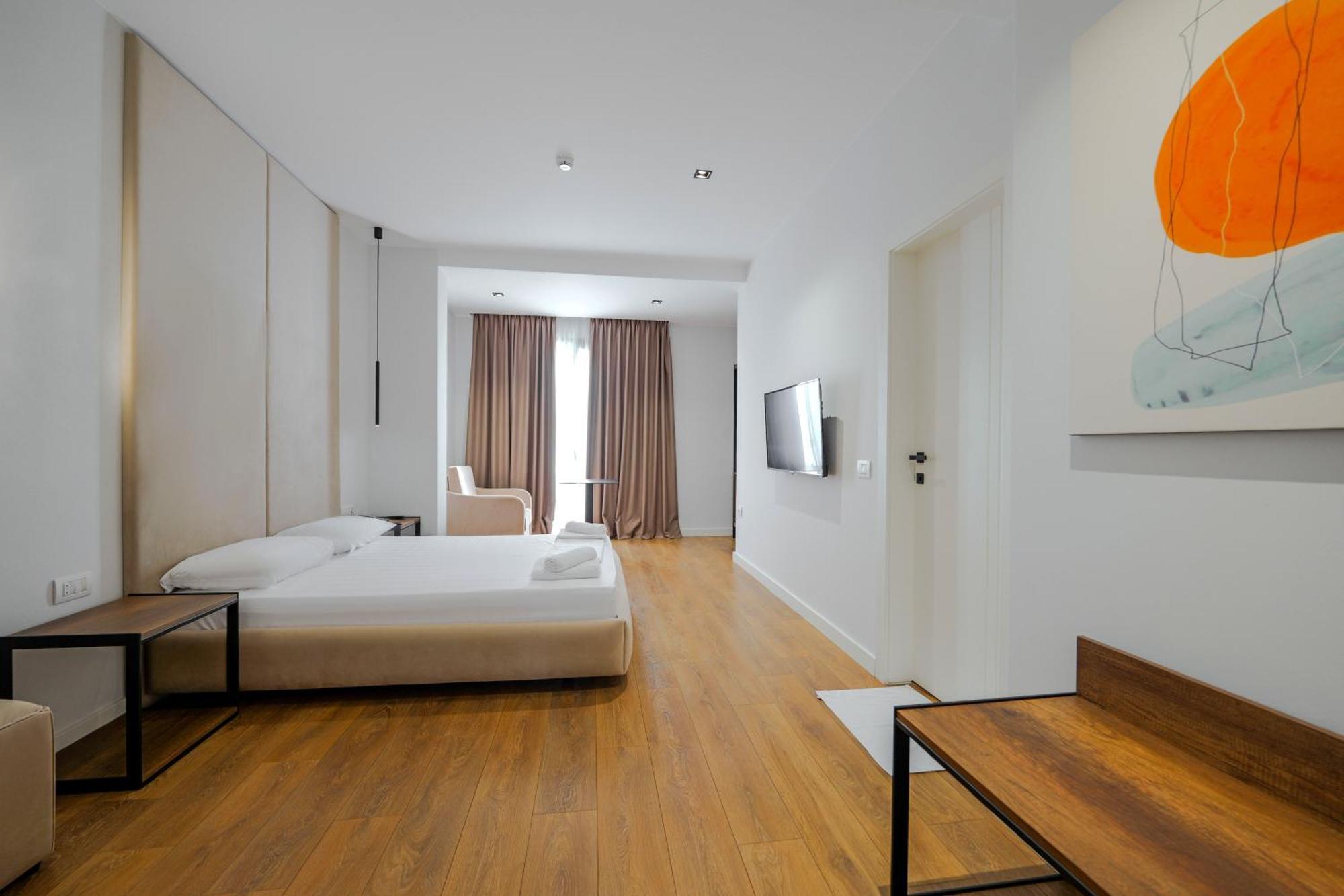 Hotel Central Vlorë 外观 照片