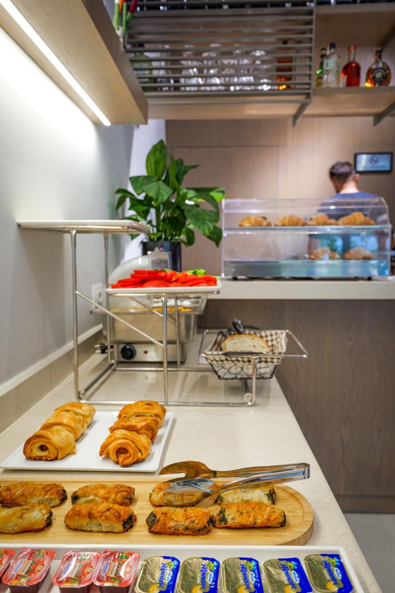 Hotel Central Vlorë 外观 照片