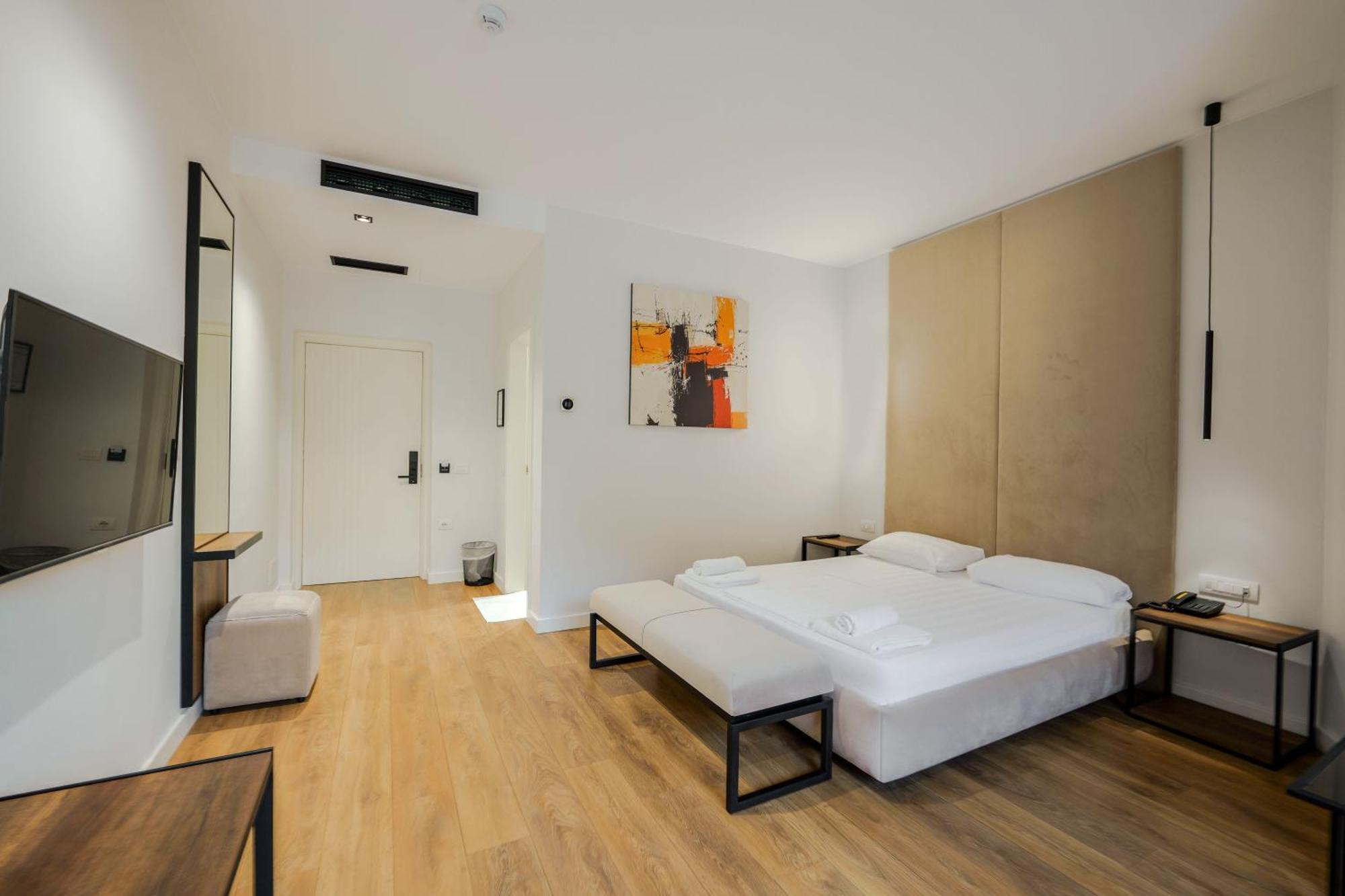 Hotel Central Vlorë 外观 照片
